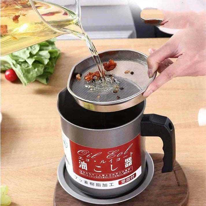 Stainless Steel Oil Storage and Filtration Pot With Lid 1.4L